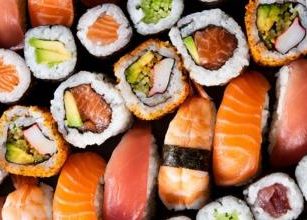 variedad de sushi