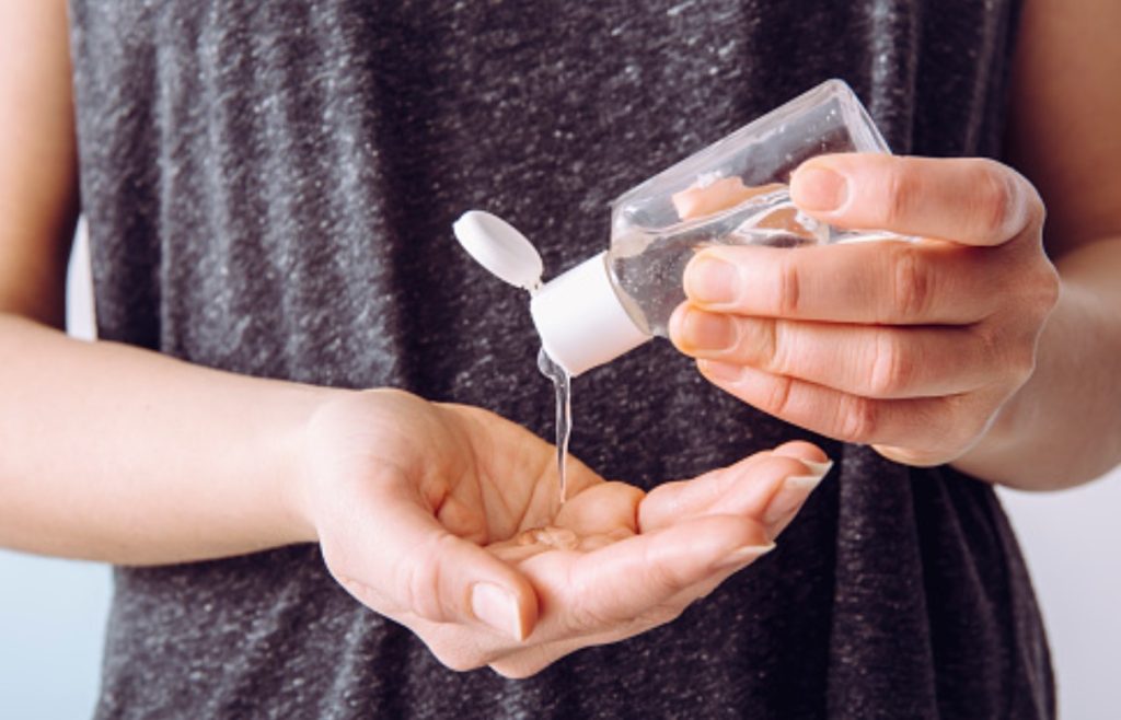 cómo transportar gel antibacterial